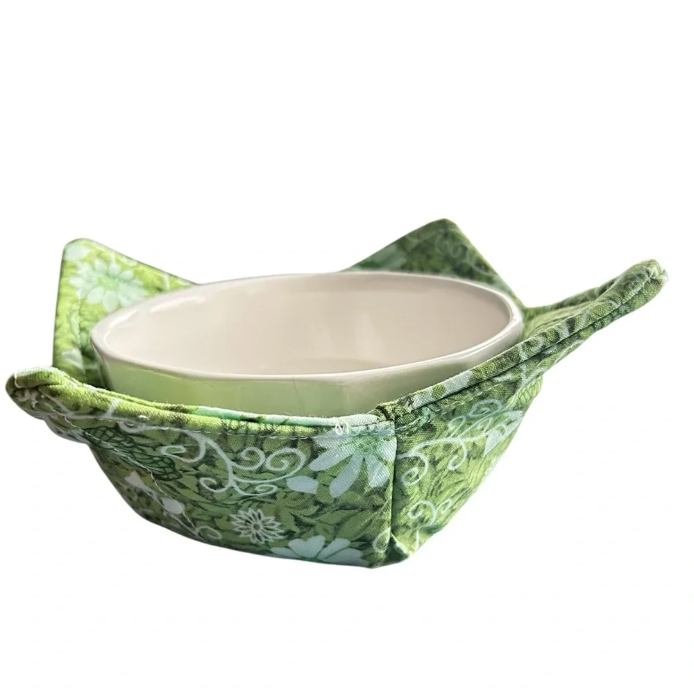 Hand Crafted Colorful Green Floral Butterfly Microwave Bowl Cozy 100% Cotton